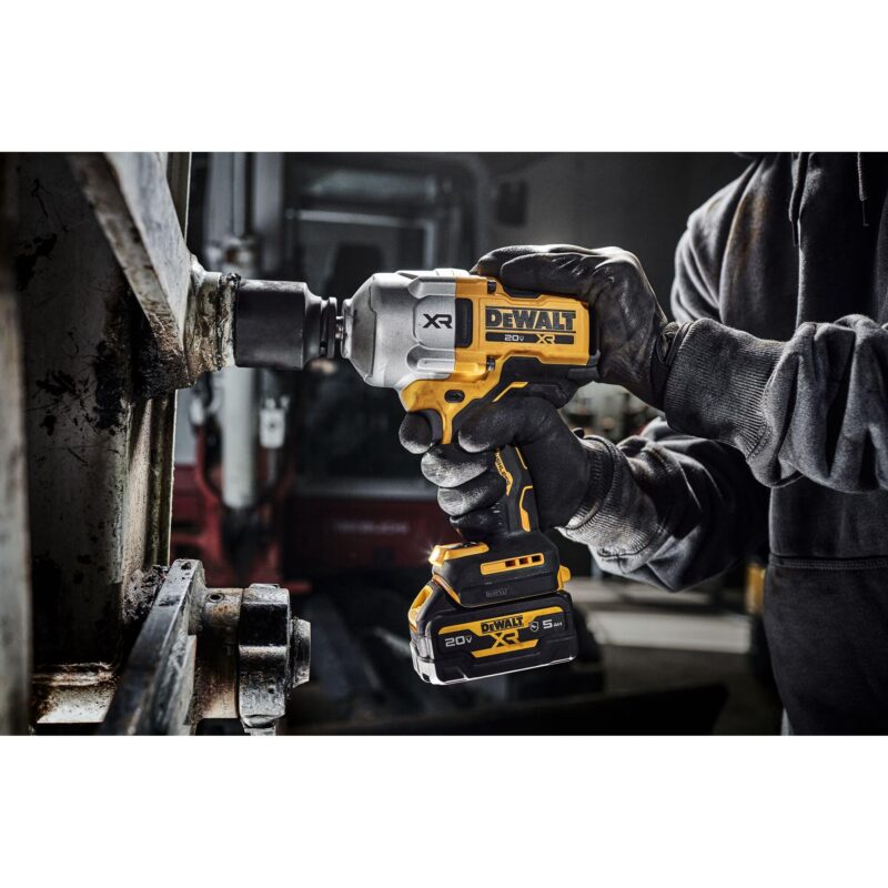 DEWALT 20V MAX Cordless Impact Wrench, 1/2" Hog Ring, Brushless, Bare Tool (DCF961B) (New)